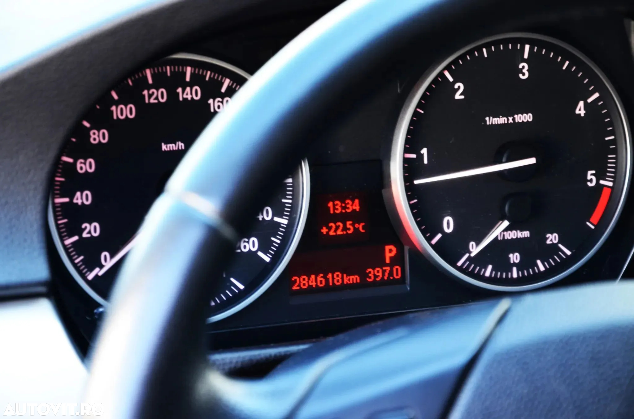 BMW Seria 3 318d DPF Touring Aut. Edition Lifestyle - 10