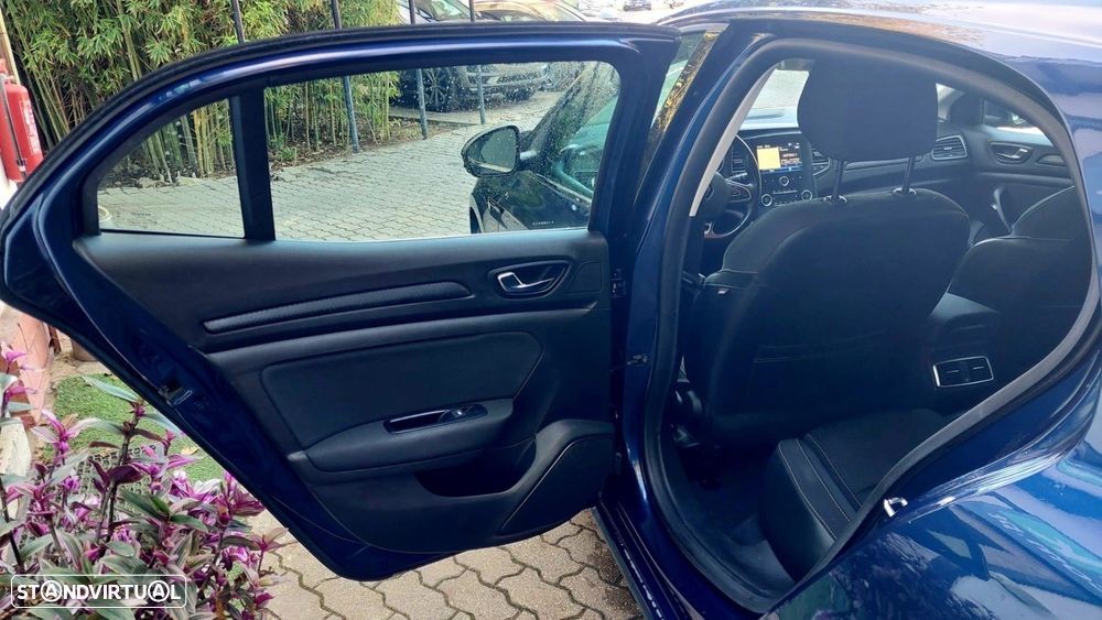 Renault Mégane 1.5 dCi Zen - 12