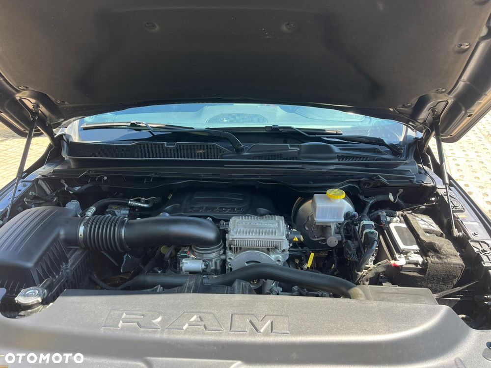 RAM 1500 - 9