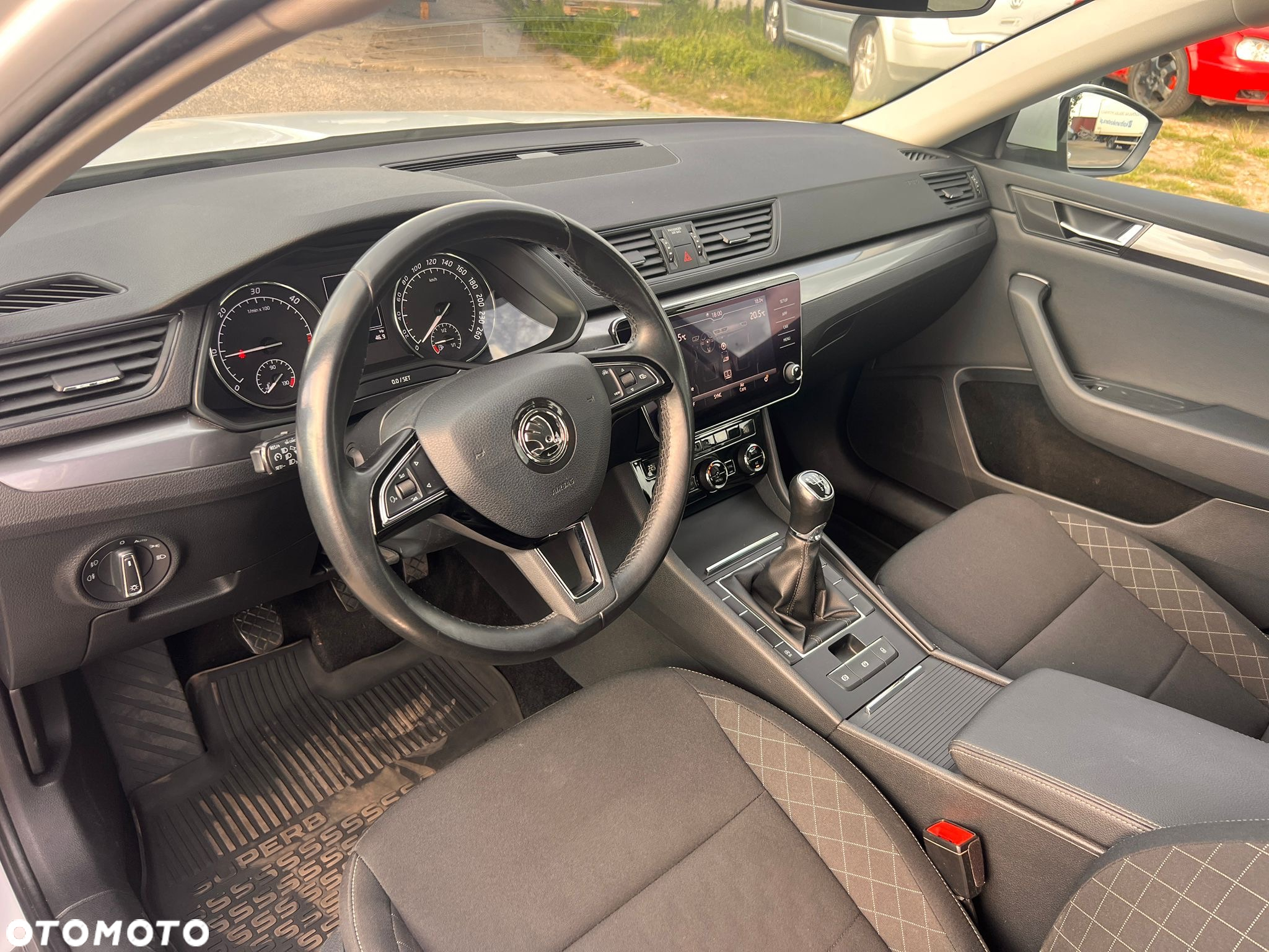 Skoda Superb - 16