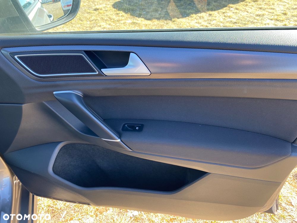 Volkswagen Golf Sportsvan 1.2 TSI BlueMotion Technology Lounge - 10