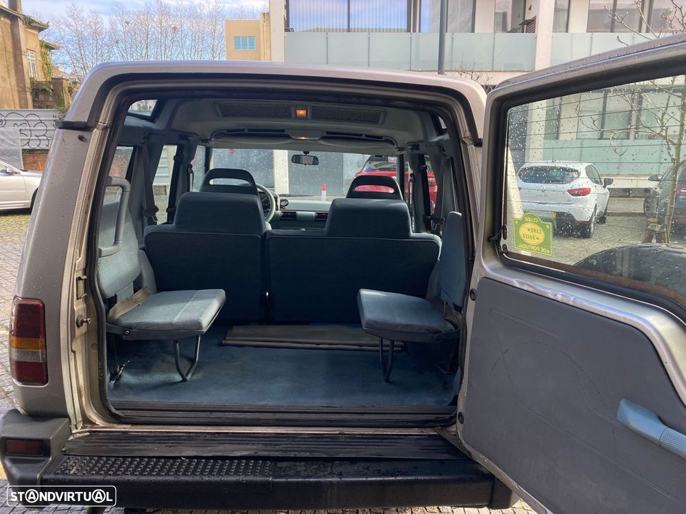 Land Rover Discovery 2.0 Style - 27