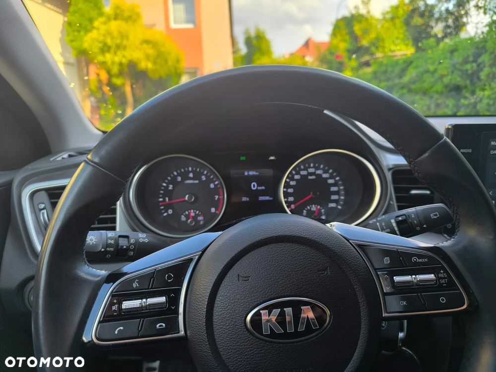 Kia XCeed 1.5 T-GDI M - 2