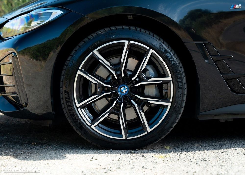 BMW i4 eDrive40 Pack Desportivo M Pro - 17