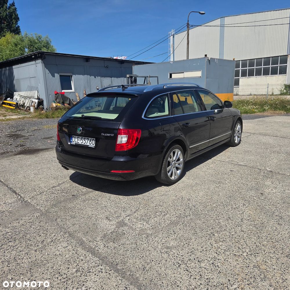 Skoda Superb 1.8 TSI Elegance DSG - 3