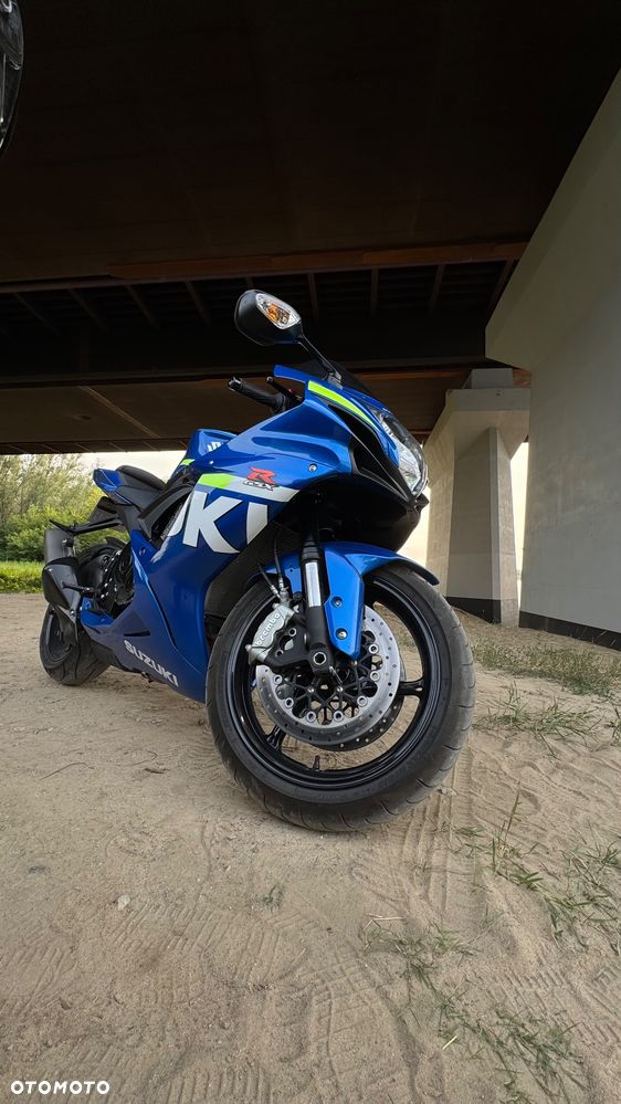Suzuki GSX-R - 2
