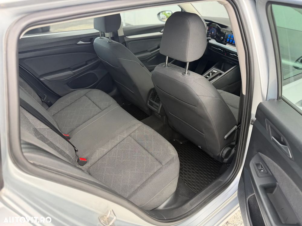 Volkswagen Golf 1.5 eTSI MHEV 150CP DSG Life - 24