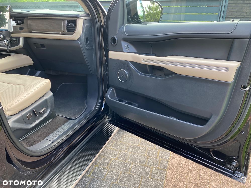 Ford Expedition - 22