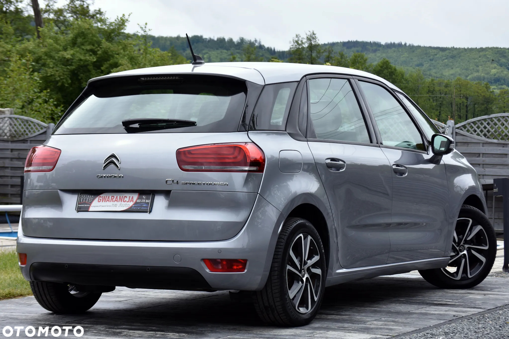 Citroën C4 SpaceTourer PureTech 130 Stop&Start EAT8 SELECTION - 18