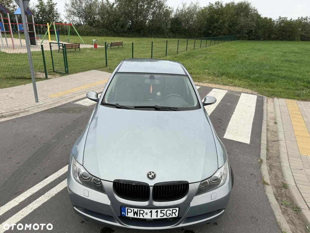 BMW Seria 3 320i - 33