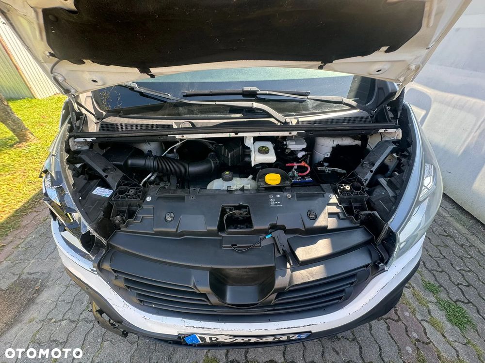 Renault Trafic - 14
