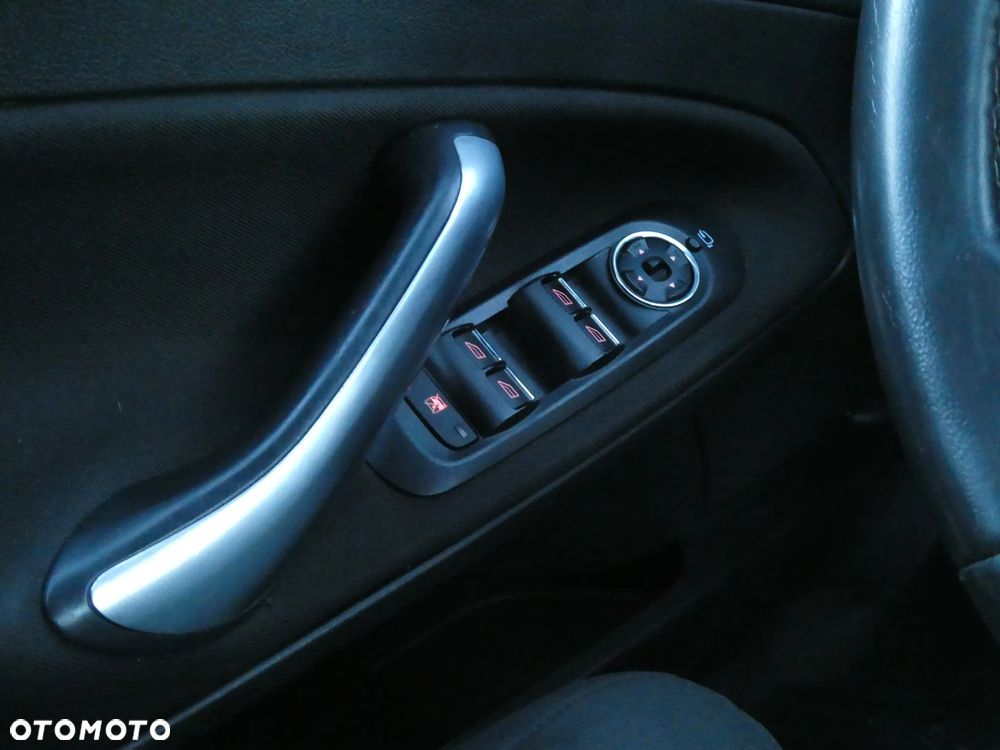 Ford Mondeo 2.0 Viva Titanium - 16