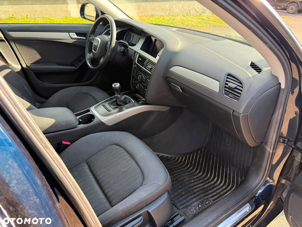 Audi A4 Avant 2.0 TDI DPF Attraction - 8