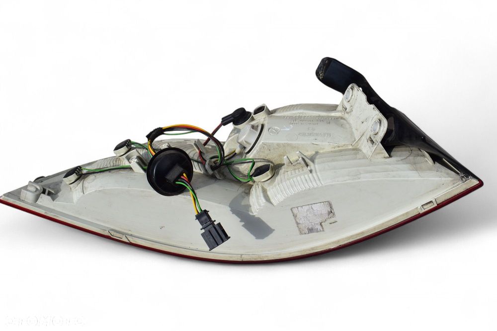 Lampa Prawy Tył SKODA SUPERB II Sedan 3T5945096 - 6