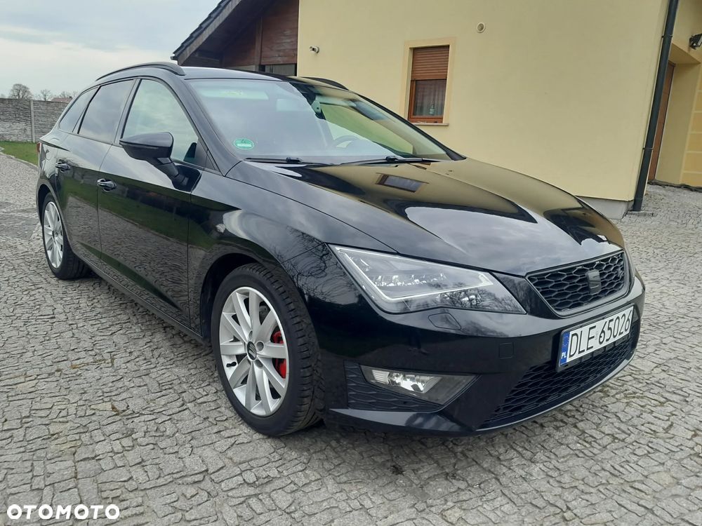 Seat Leon 2.0 TDI DPF Ecomotive FR - 3