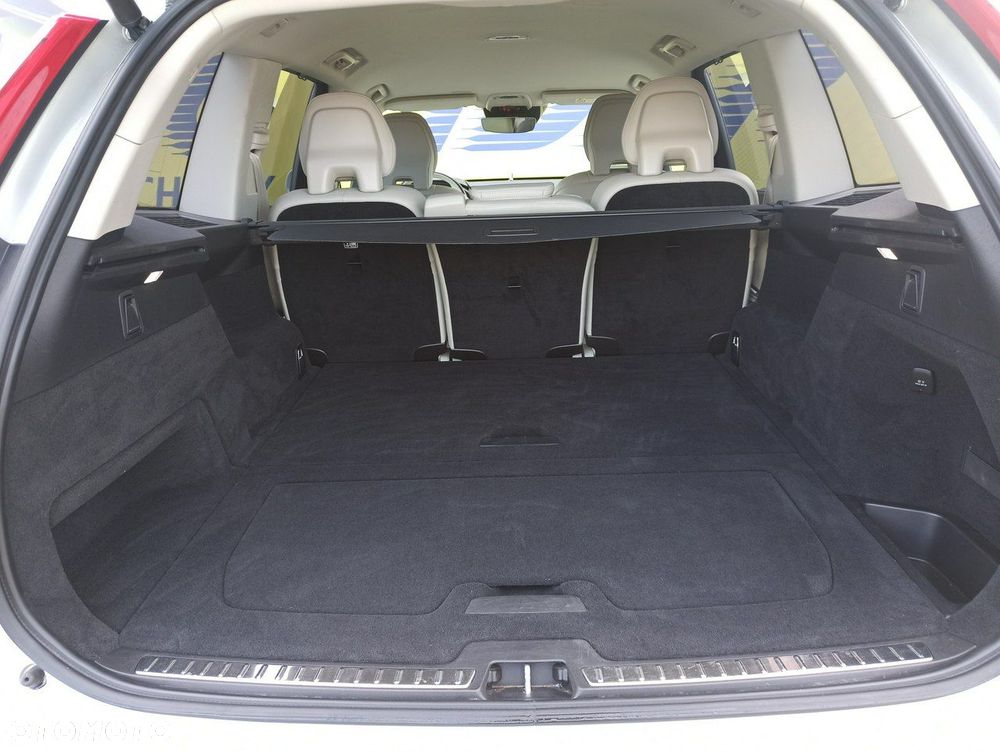 Volvo XC 90 - 10