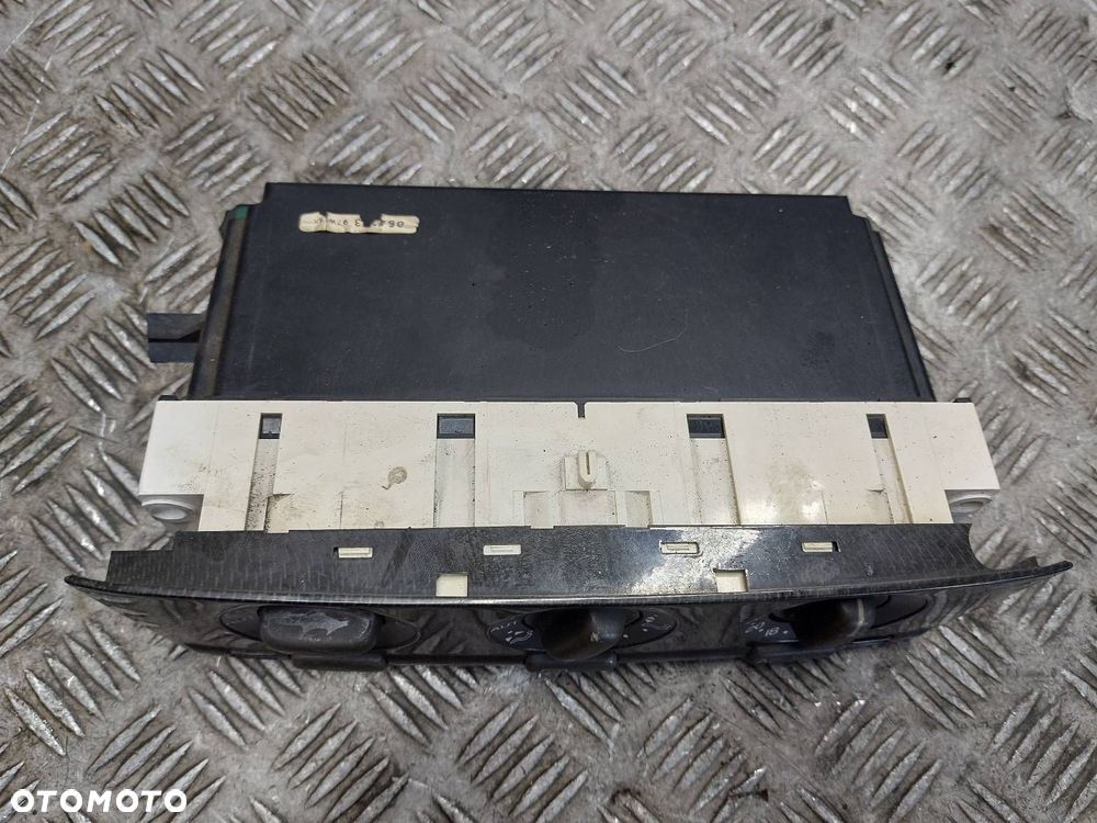 PANEL NAWIEWU KLIMATYZACJI VOLVO S40 V40 I LIFT - 3