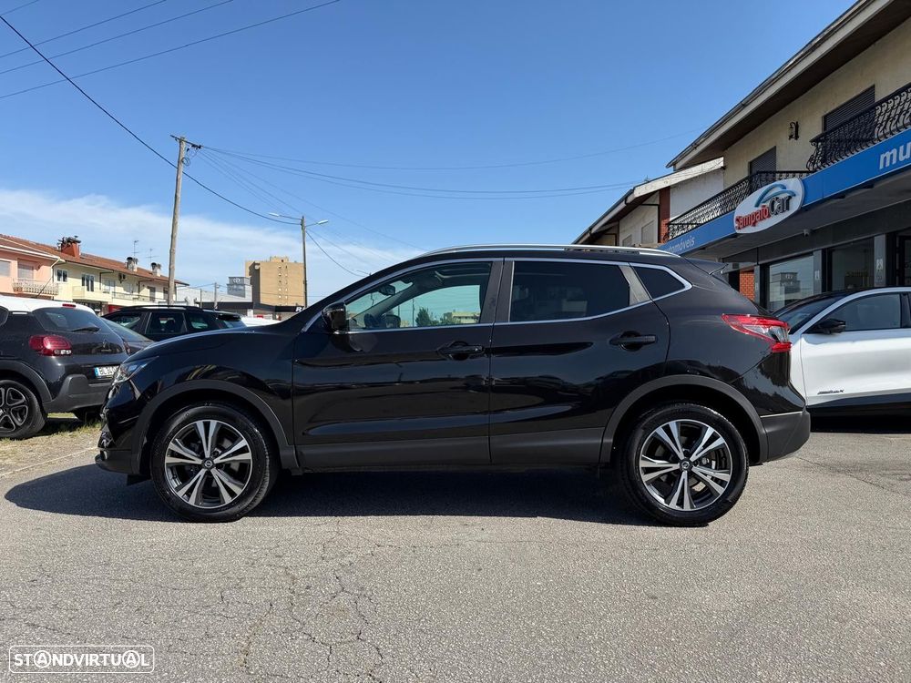 Nissan Qashqai 1.5 dCi N-Connecta J18 - 4