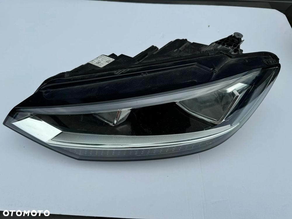 VW Touran III lampa przód przednia lewa - 2