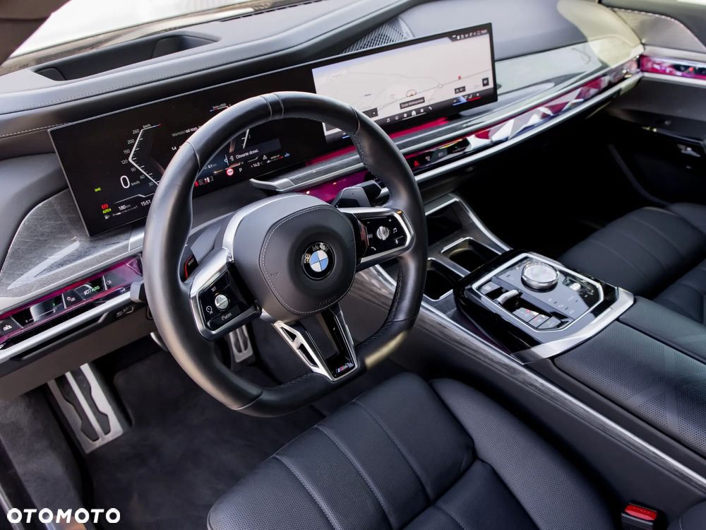 BMW Seria 7 - 15