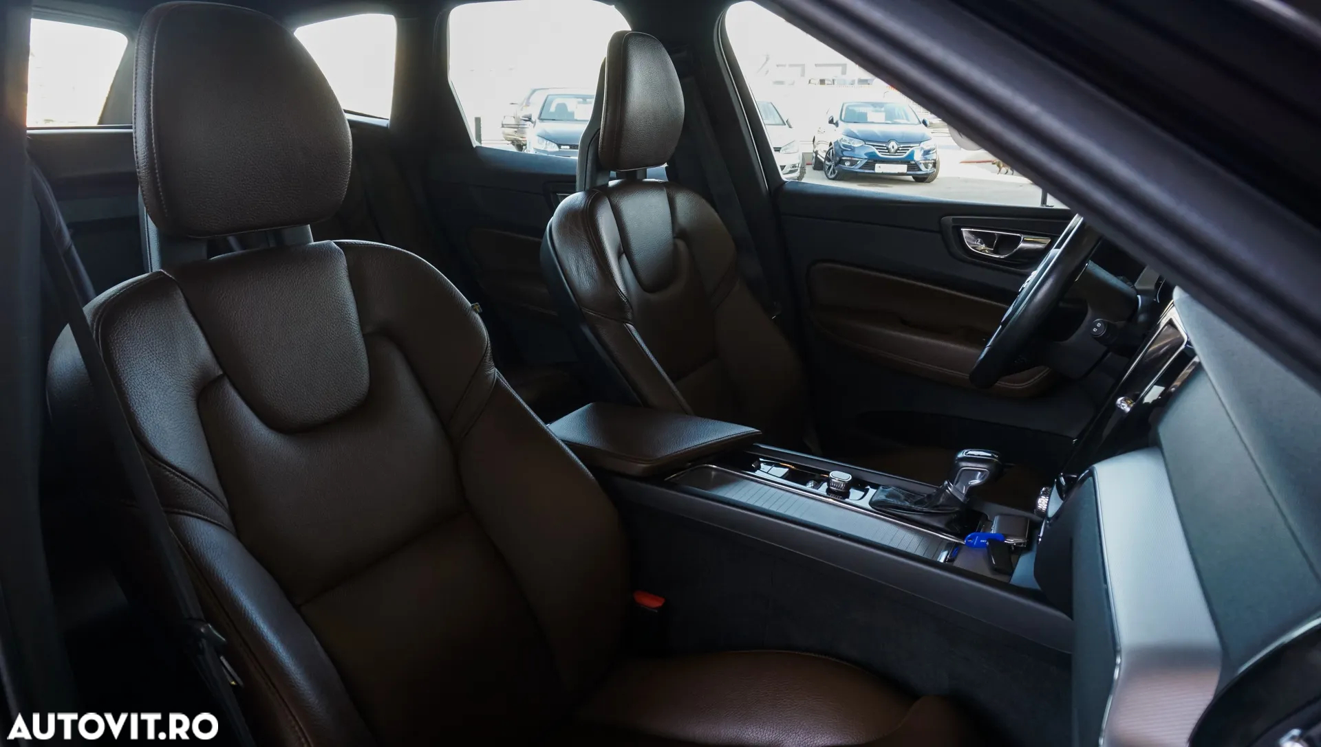 Volvo XC 60 D4 AWD Geartronic Inscription - 28