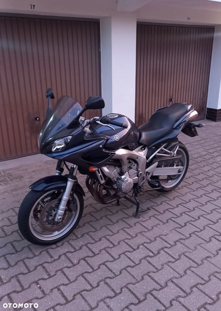 Yamaha FZ6 - 2