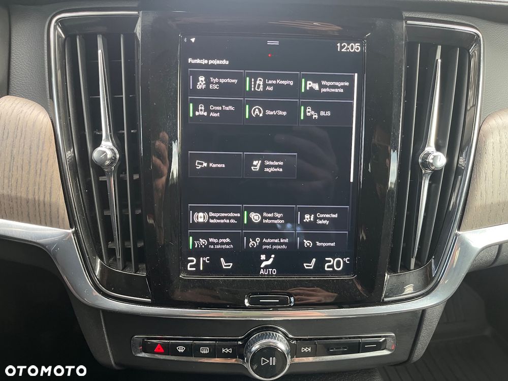 Volvo V90 D4 Inscription - 18
