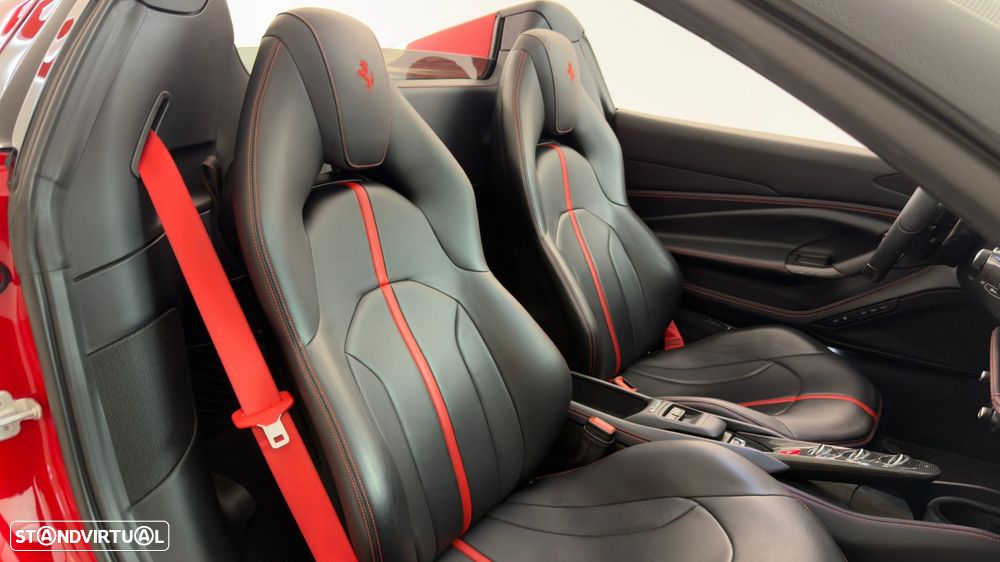 Ferrari F8 Tributo Spider - 25