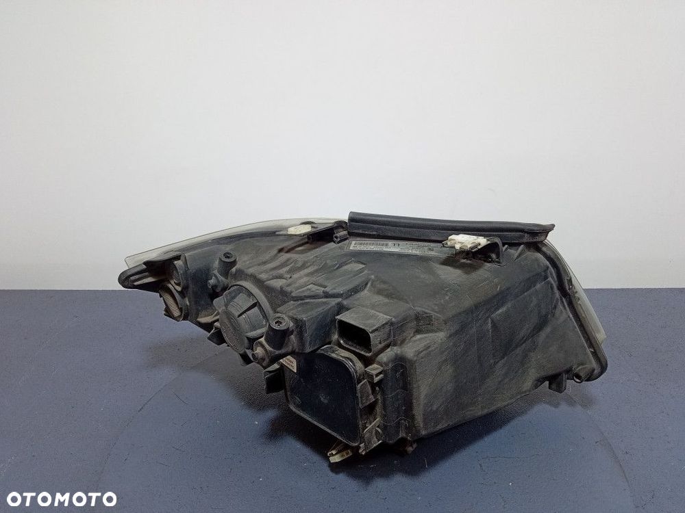 BMW 3 E90 E91 REFLEKTOR LEWY LAMPA EU  7202581 - 2