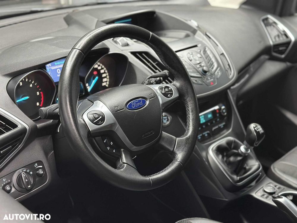 Ford Kuga 2.0 TDCi 4x4 Titanium - 7