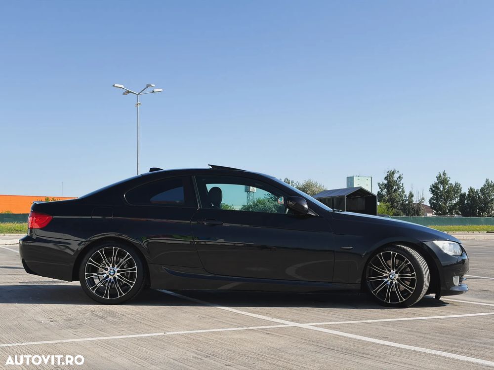 BMW Seria 3 320d - 4