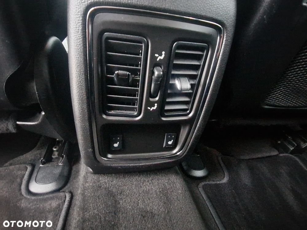 Jeep Grand Cherokee - 6