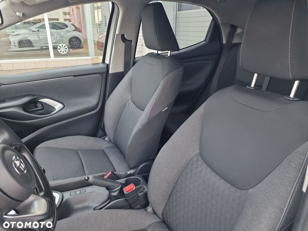 Toyota Yaris - 17
