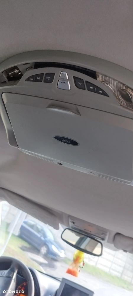 Toyota Avensis - 12