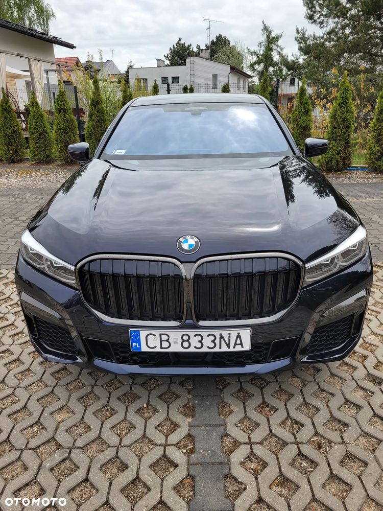 BMW Seria 7 730d mHEV - 7