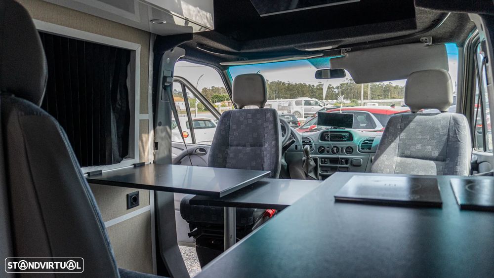 Mercedes-Benz Sprinter - 24