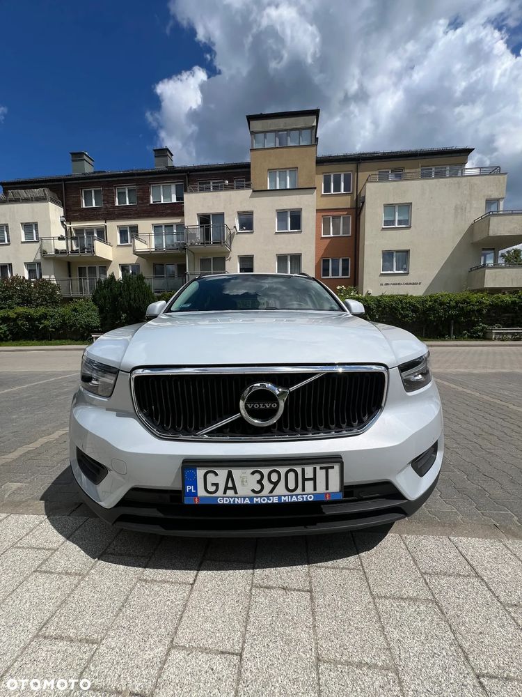 Volvo XC 40 T3 Momentum Core - 3