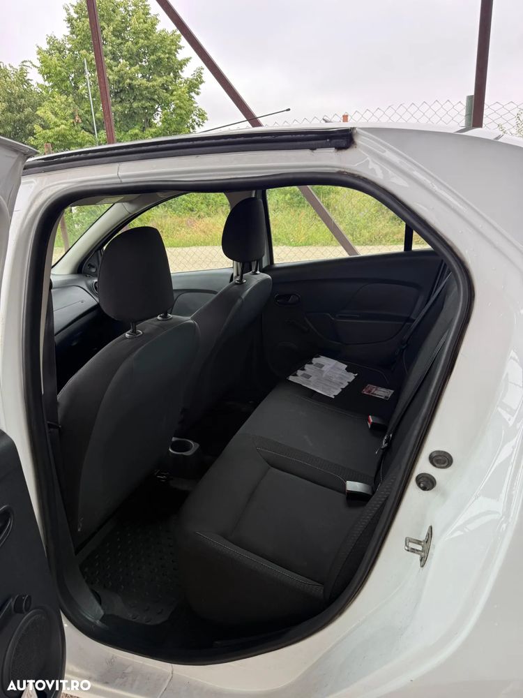 Dacia Logan - 4