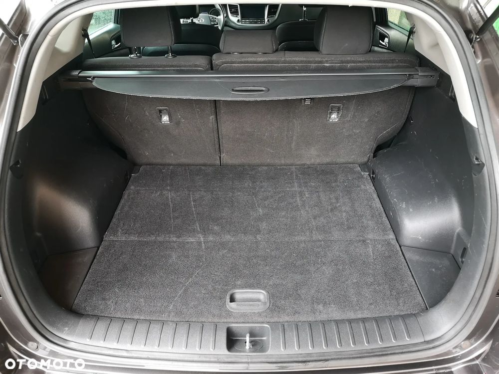 Hyundai Tucson 1.6 GDi Comfort 2WD - 35