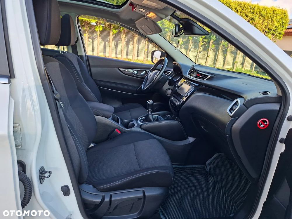 Nissan Qashqai 1.2 DIG-T Acenta EU6 - 7