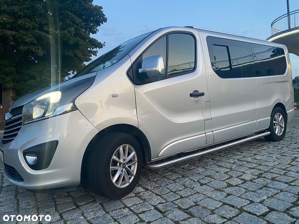 Opel Vivaro - 8