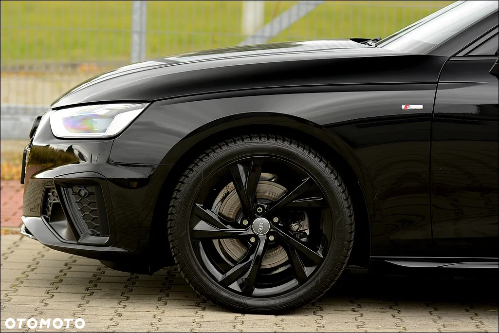 Audi A4 Avant 35 TFSI S tronic S line - 39