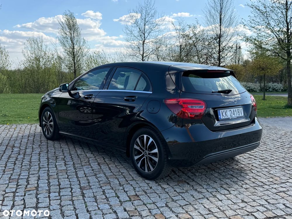 Mercedes-Benz Klasa A 180 7G-DCT StreetStyle - 7