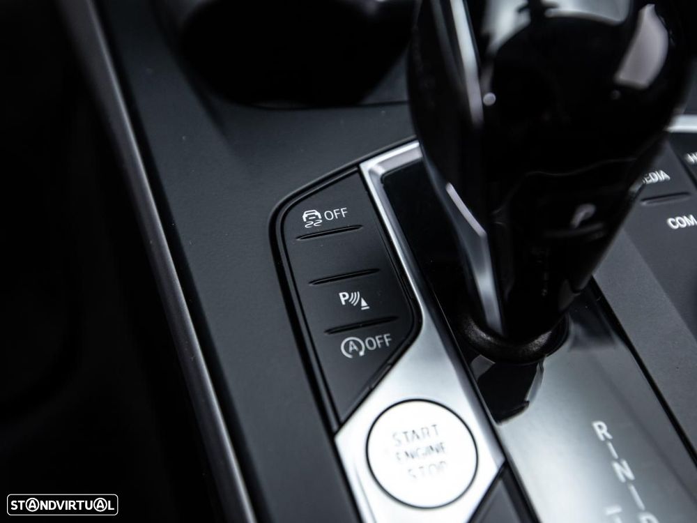 BMW 116 d Auto - 16