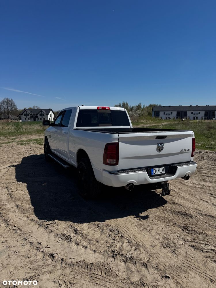 Dodge RAM 5.7 4x4 - 7