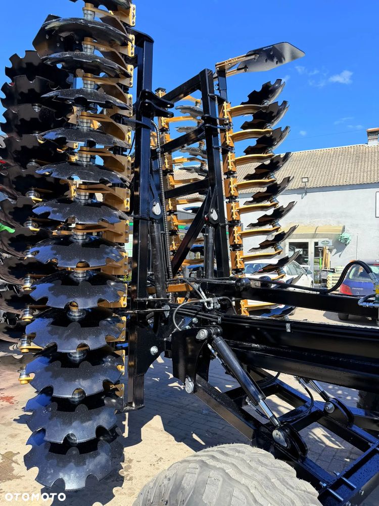 Inny Varion CUTTER 600 - 17