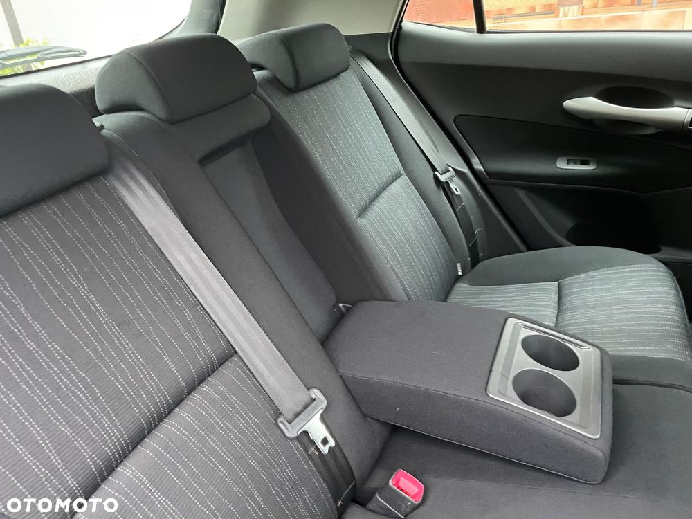 Toyota Auris 1.6 VVT-i Prestige - 27