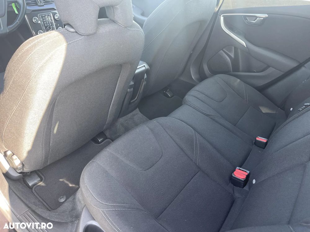 Volvo V40 D2 Geartronic - 20