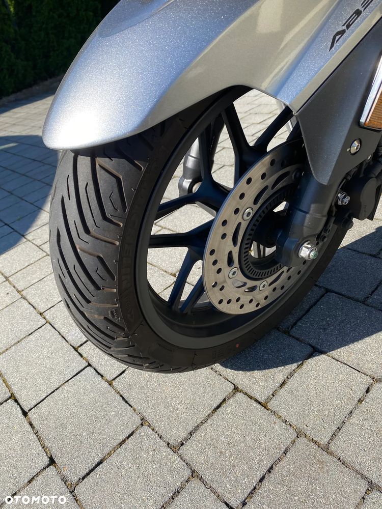 Honda NSS - 4