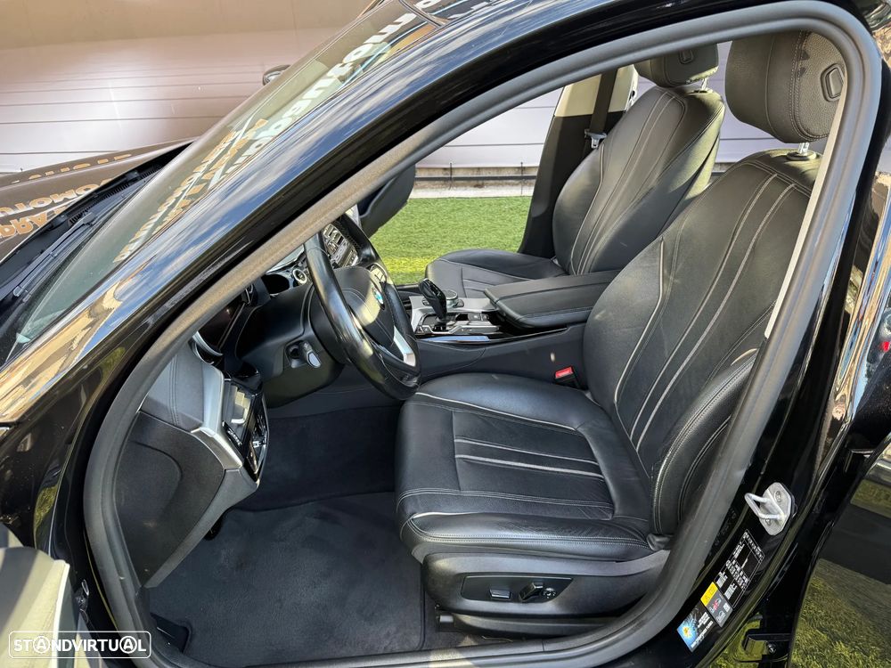 BMW 530 e iPerformance Line Luxury - 26